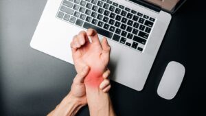  long-term effects of carpal tunnel syndrome